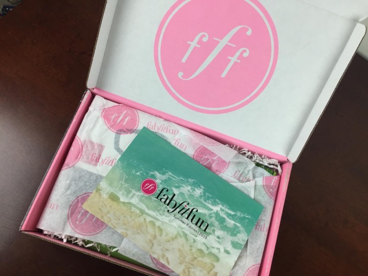 fabfitfun vip box summer 2015 pink