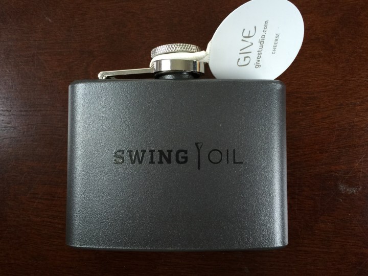 gentleman's box july 2015 swing oil flask
