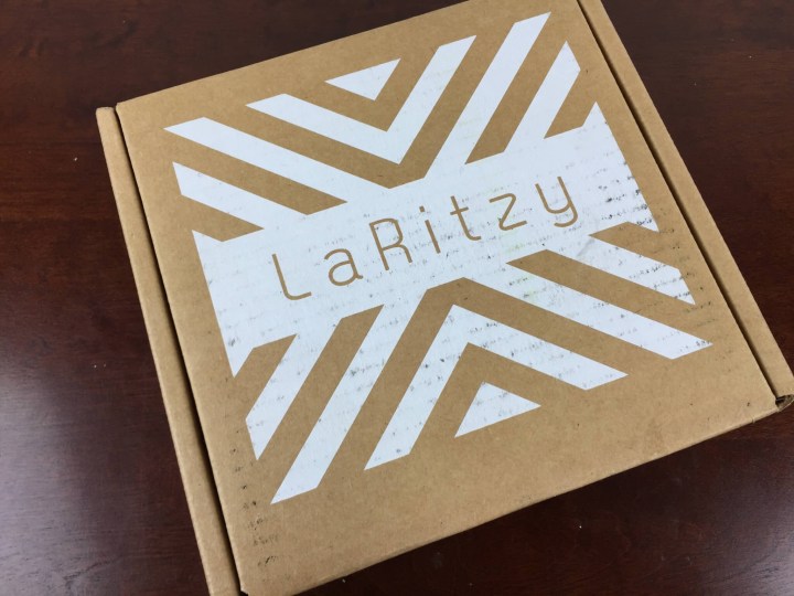 laritzy july 2015 box