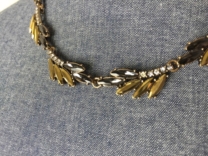 bijoux box august 2015 necklace closeup