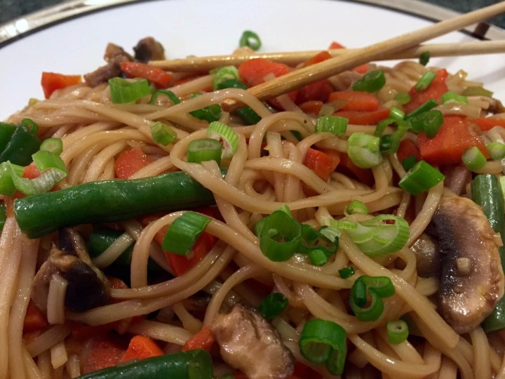 Veggie Lo Mein with Mushrooms, Green Beans, and Sweet Ginger-Soy Sauce detail