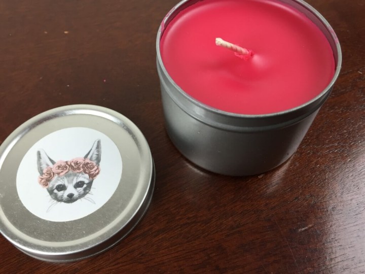 Little Lace Box December 2015 cat candle