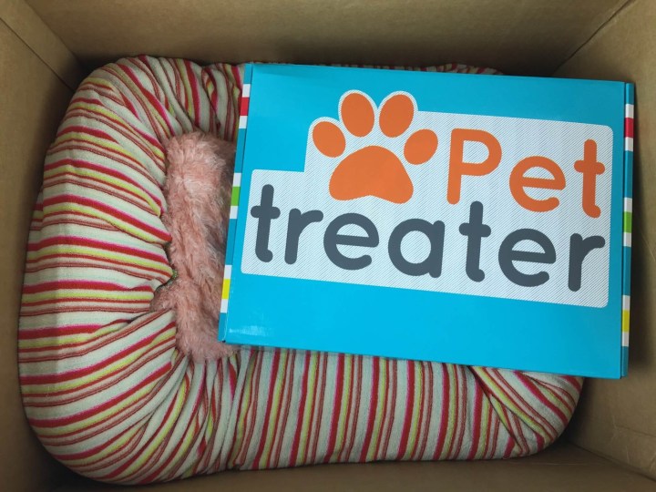 Pet Treater December 2015 unboxing