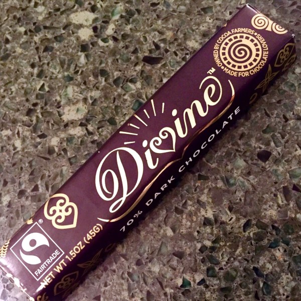 Thread Flourish Box November December 2015 divine chocolate