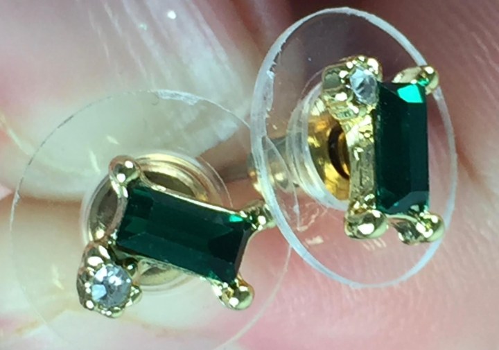 bijoux box december 2015 green crystal earrings