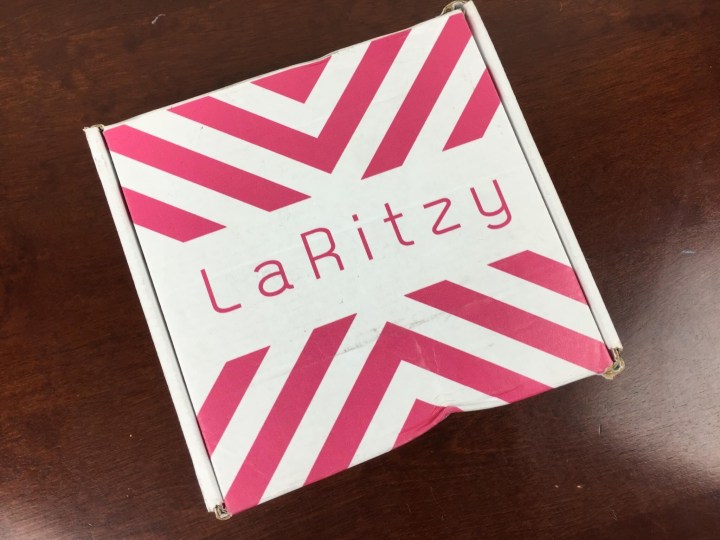 laritzy december 2015 box