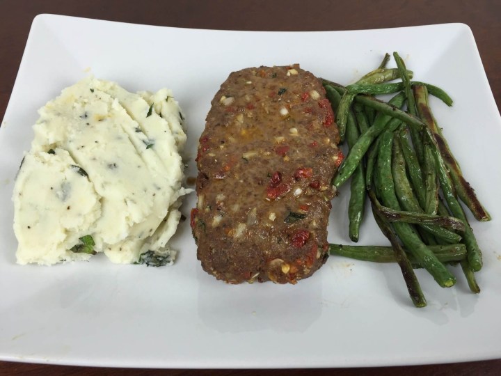 hello fresh jan 2016 Italian Meatloaf with Sun-Dried Tomatoes, Roasted Green Beans, and Garlic Basil Mashed Potatoes