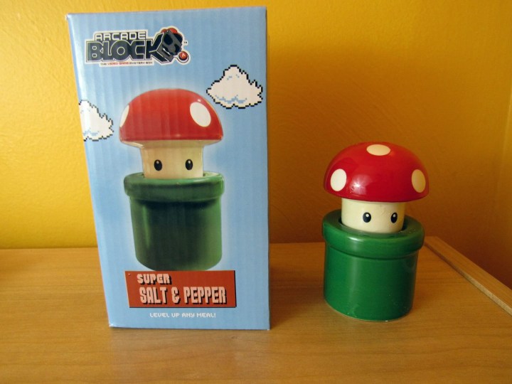 Mushroom and Pipe Shakers