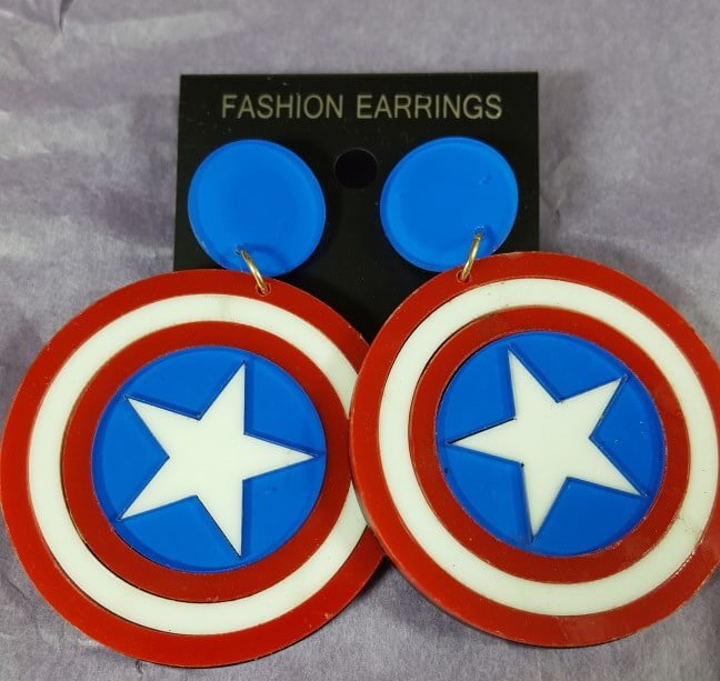 Fandom_March2016_earrings