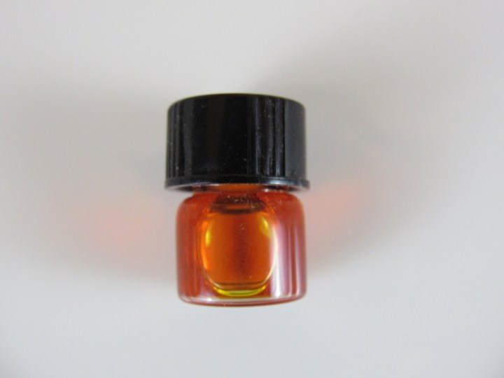 Ranwnessa Eye Oil