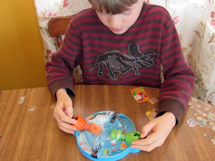 Hungry, Hungry Hippos Grab and Go Game