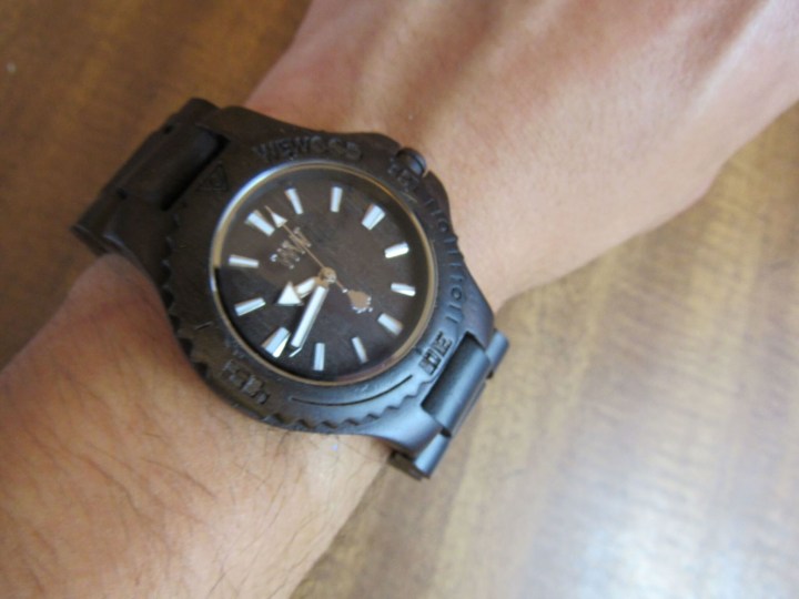 T is modelling the watch