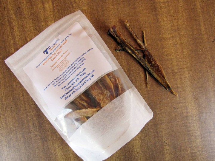 Grain Fee Dog and Cat Treats Salmon Sticks