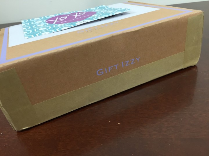 Gift Izzy Box May-June 2016 box