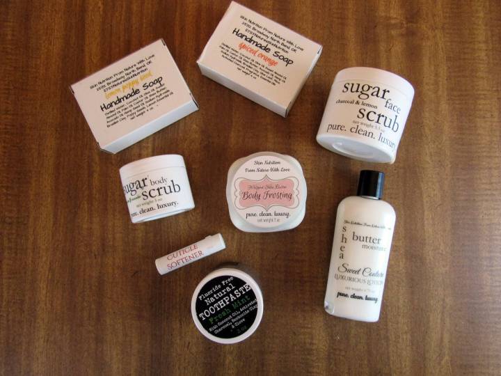April 2016 Heaven's Honey Box