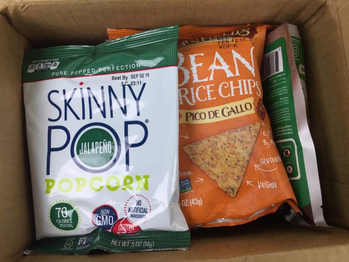 Vegan Cuts Snack Box May 2016 unboxing