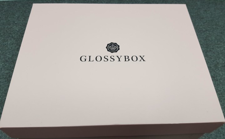 glossybox_april2016_innerbox