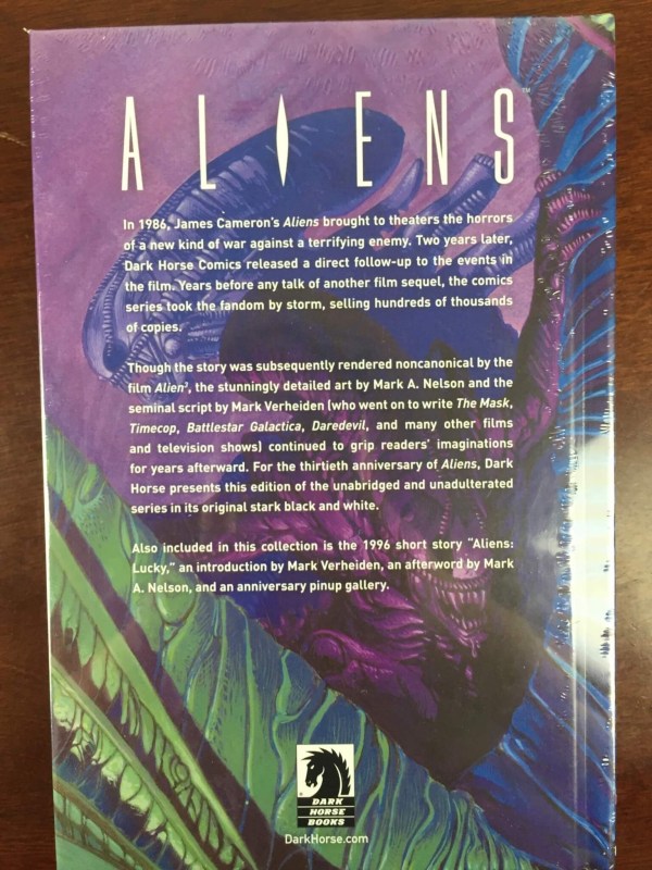 loot crate aliens limited edition box IMG_0979