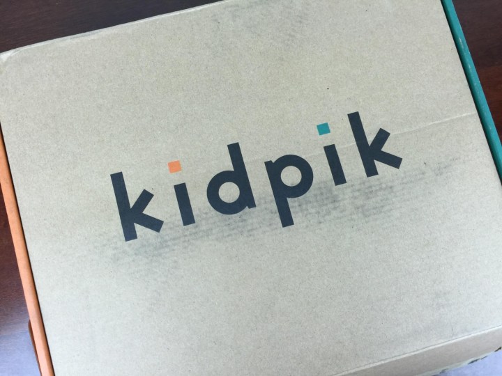 Kidpik June 2016 box (2)