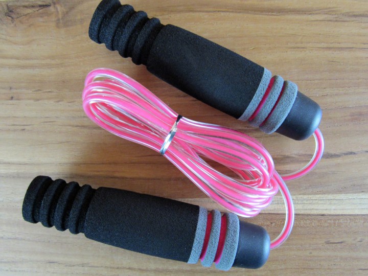 COSMOBODY Co-Branded Jump Rope with FFF