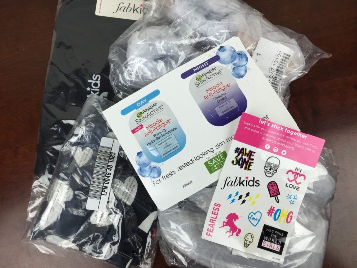 Fabkids June 2016 unboxed