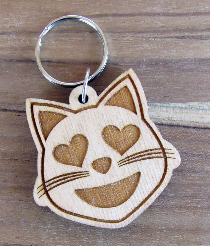 Birch Wood Cate Emoji Keycahin