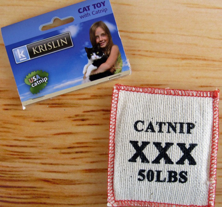 Cat Toy Burlap Bag with catnip by Krislin