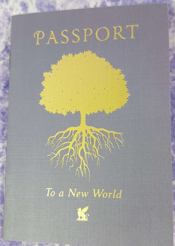 owlcrate_sept2016_passport
