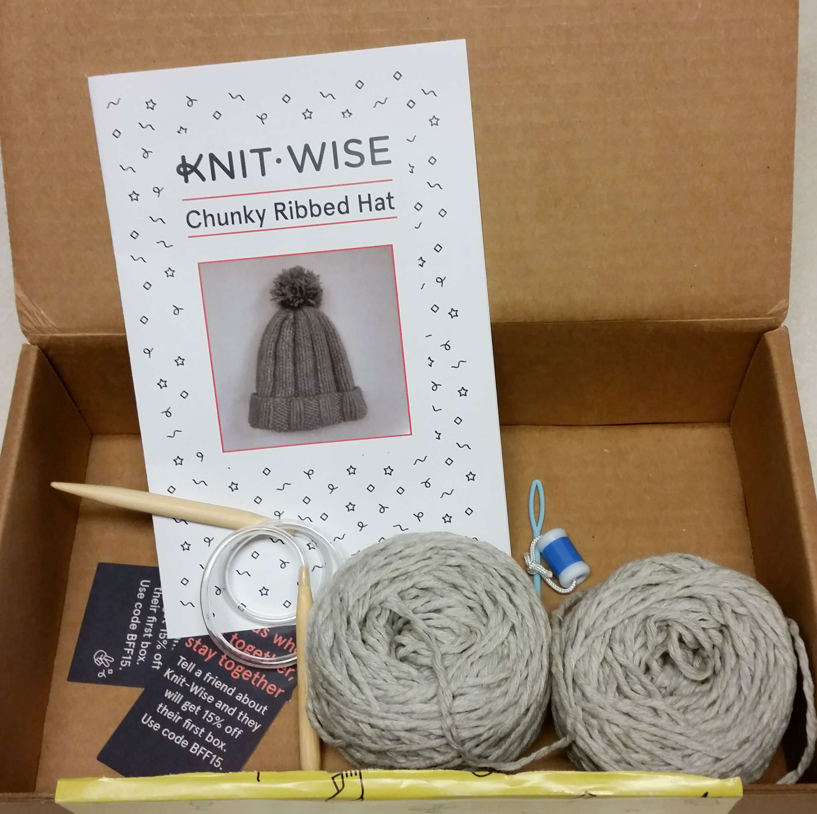 KnitWise Subscription Box Review October 2016 Hello Subscription