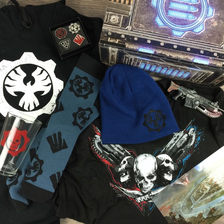 loot-crate-gears-of-war-limited-edition-crate-october-2016-review