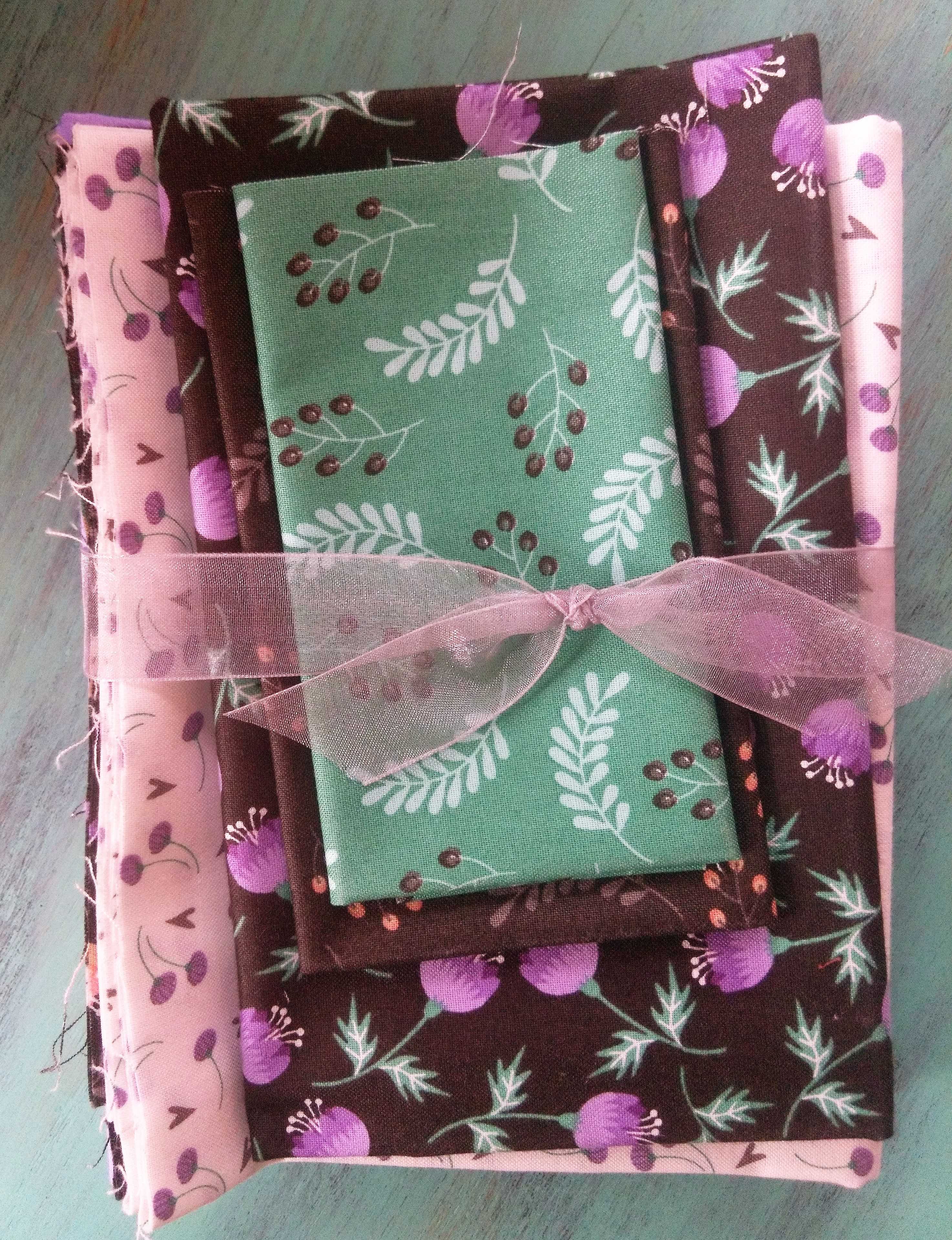 Patchwork Parcel August 2016 Subscription Box Review + Coupon! Hello