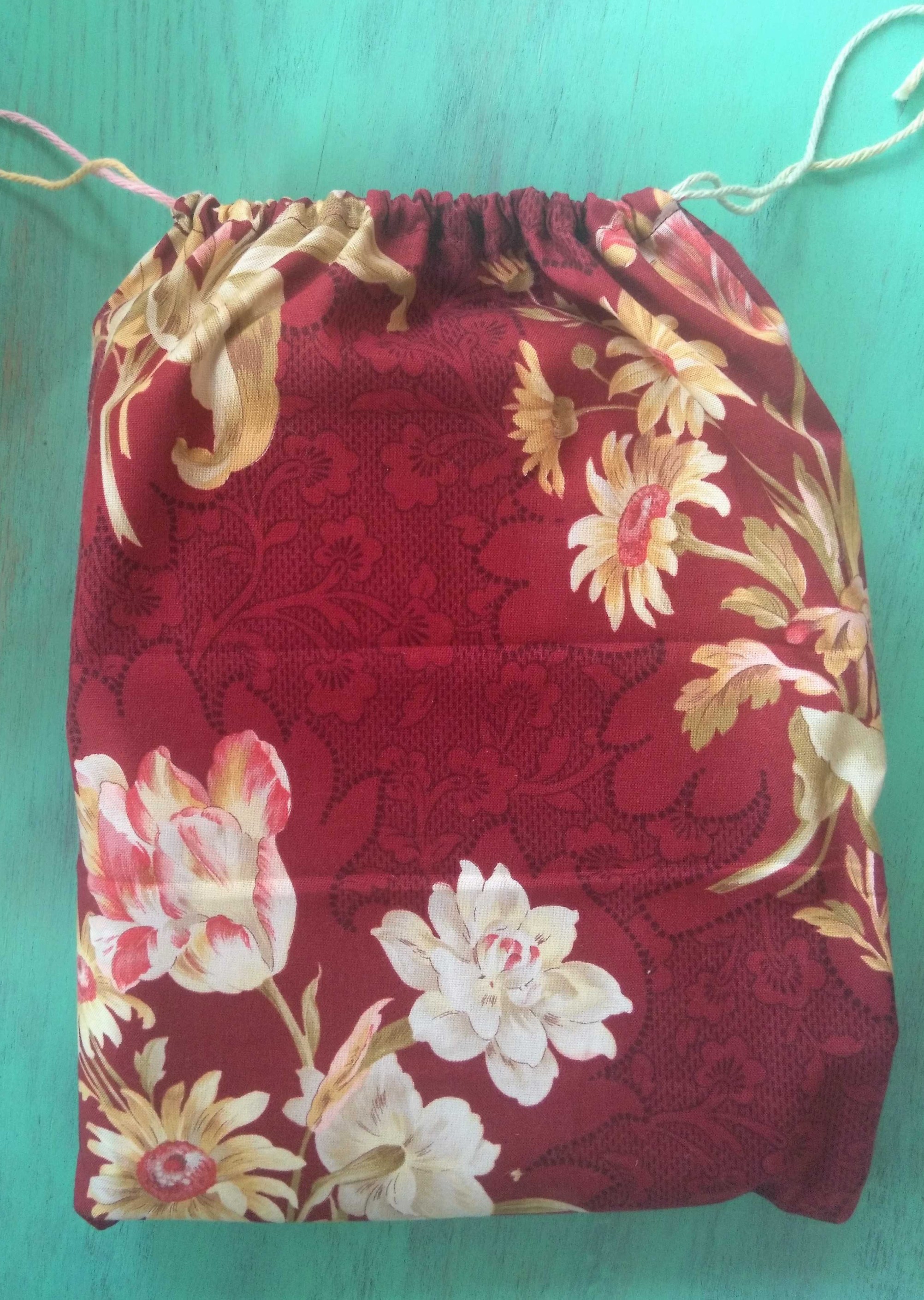 Patchwork Parcel August 2016 Subscription Box Review + Coupon! Hello