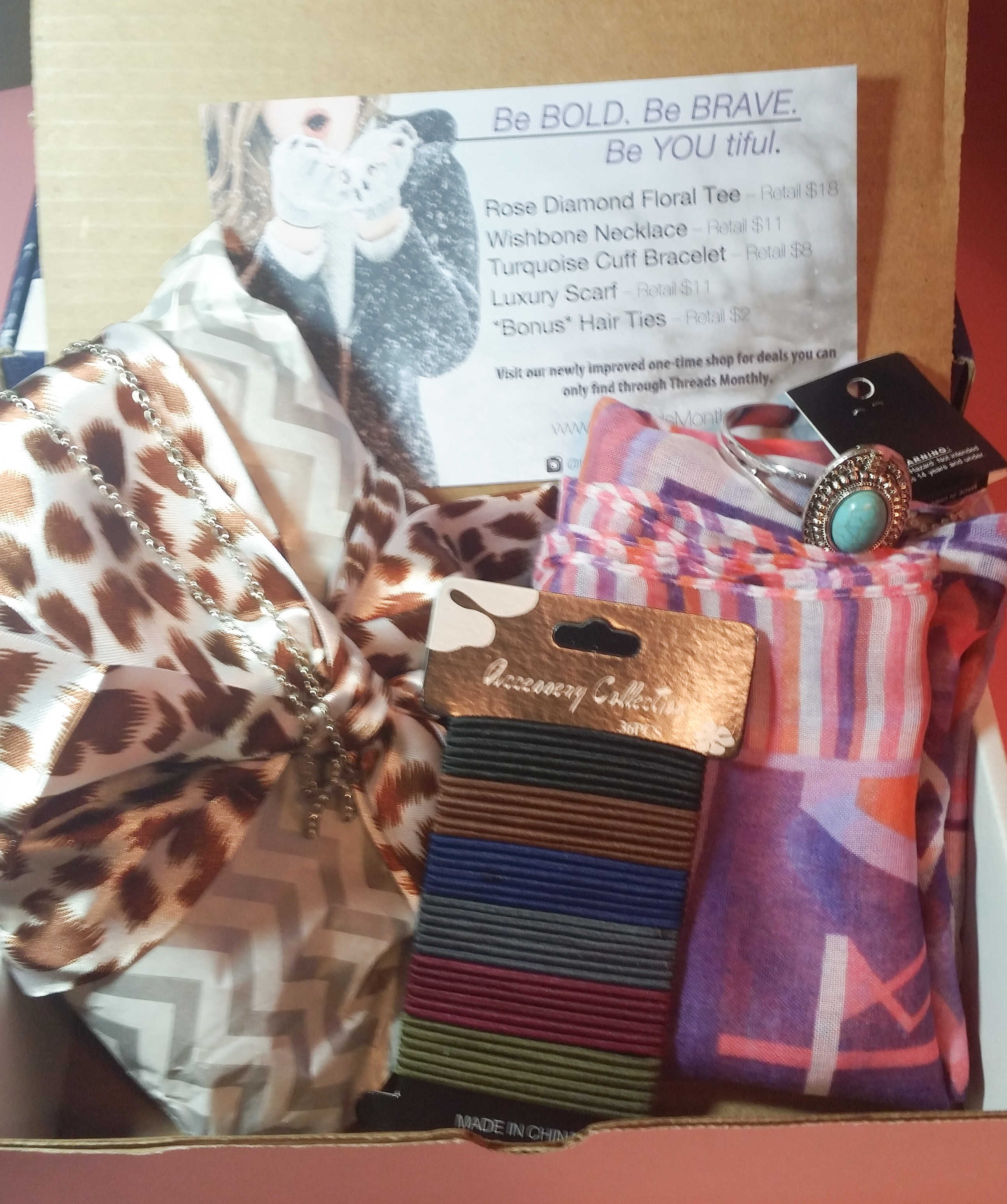 Threads Monthly December 2016 Subscription Box Review + Coupon Hello