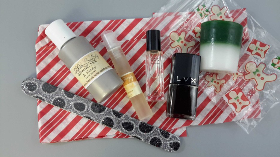 Imperial Glamour Beauty Box December 2016 Subscription Box Review ...