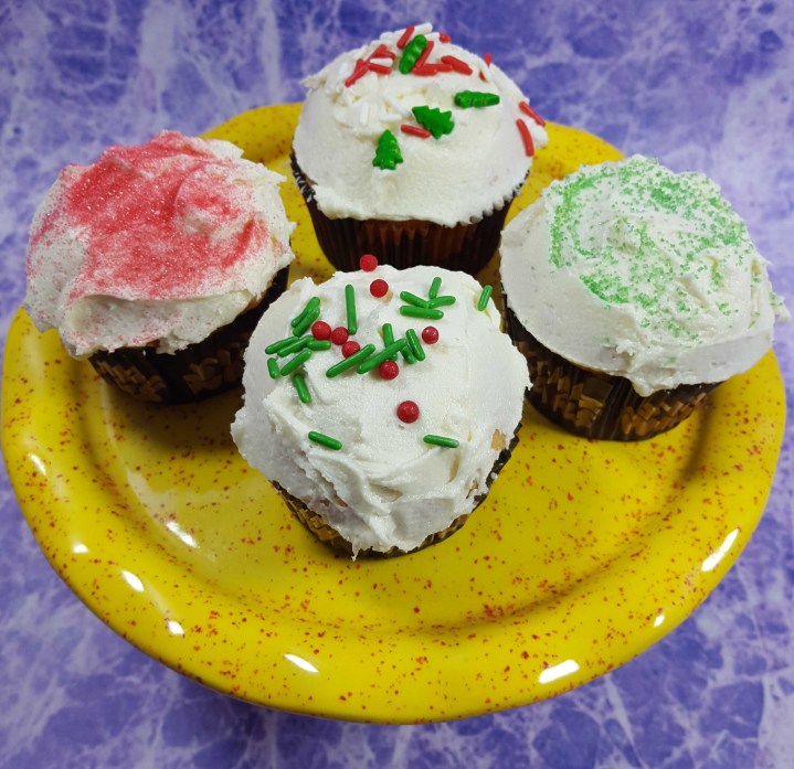 degustabox_december2016_cupcakes
