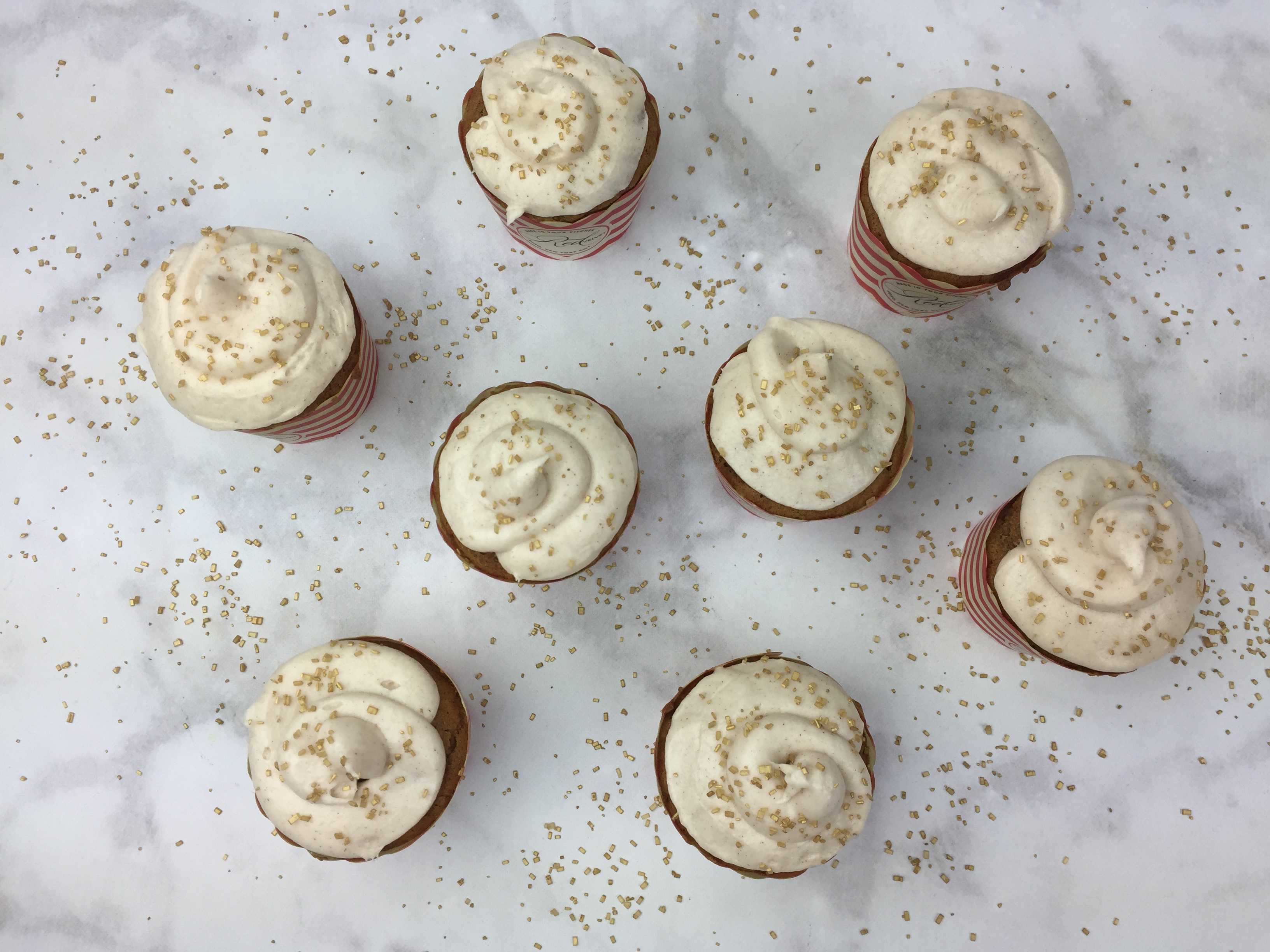 Red Velvet NYC Review + Coupon Cupcakes! hello Red Velvet NYC Review + Coupon Cupcakes! hello