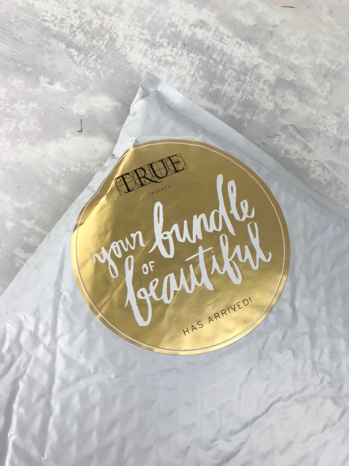 True & Co Review + Coupon - A Space Girl's Dream Bra - Hello Subscription