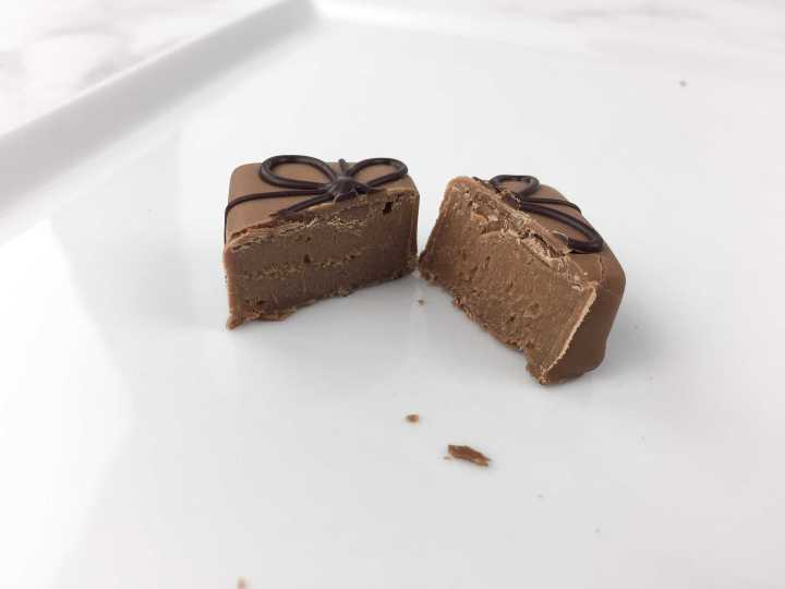 Amazon Prime Surprise Sweets Box March 2017 Review 2 hello subscription