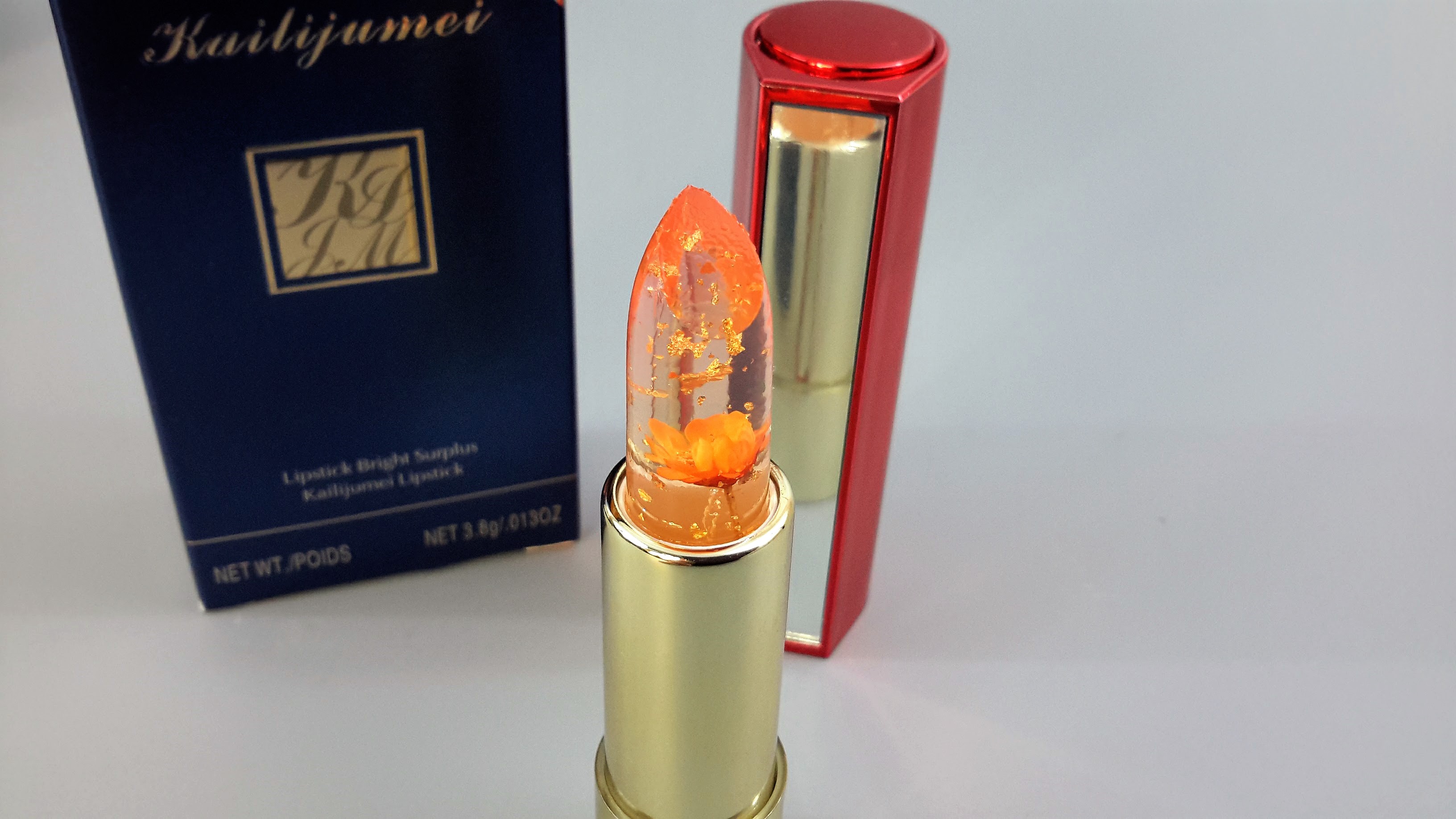 Lipstick Junkie May 2017 Subscription Box Review + Coupon! Hello