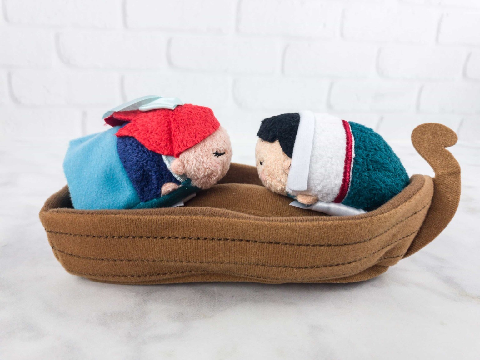 Disney Tsum Tsum June 2017 Subscription Box Review - Hello Subscription