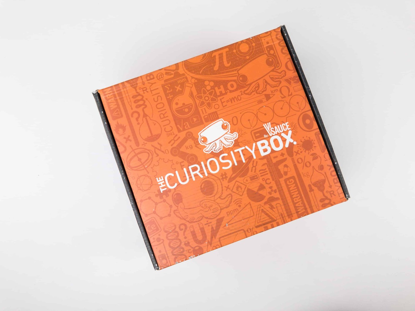 The Curiosity Box by VSauce Subscription Box Review - Fall 2017 - Hello ...