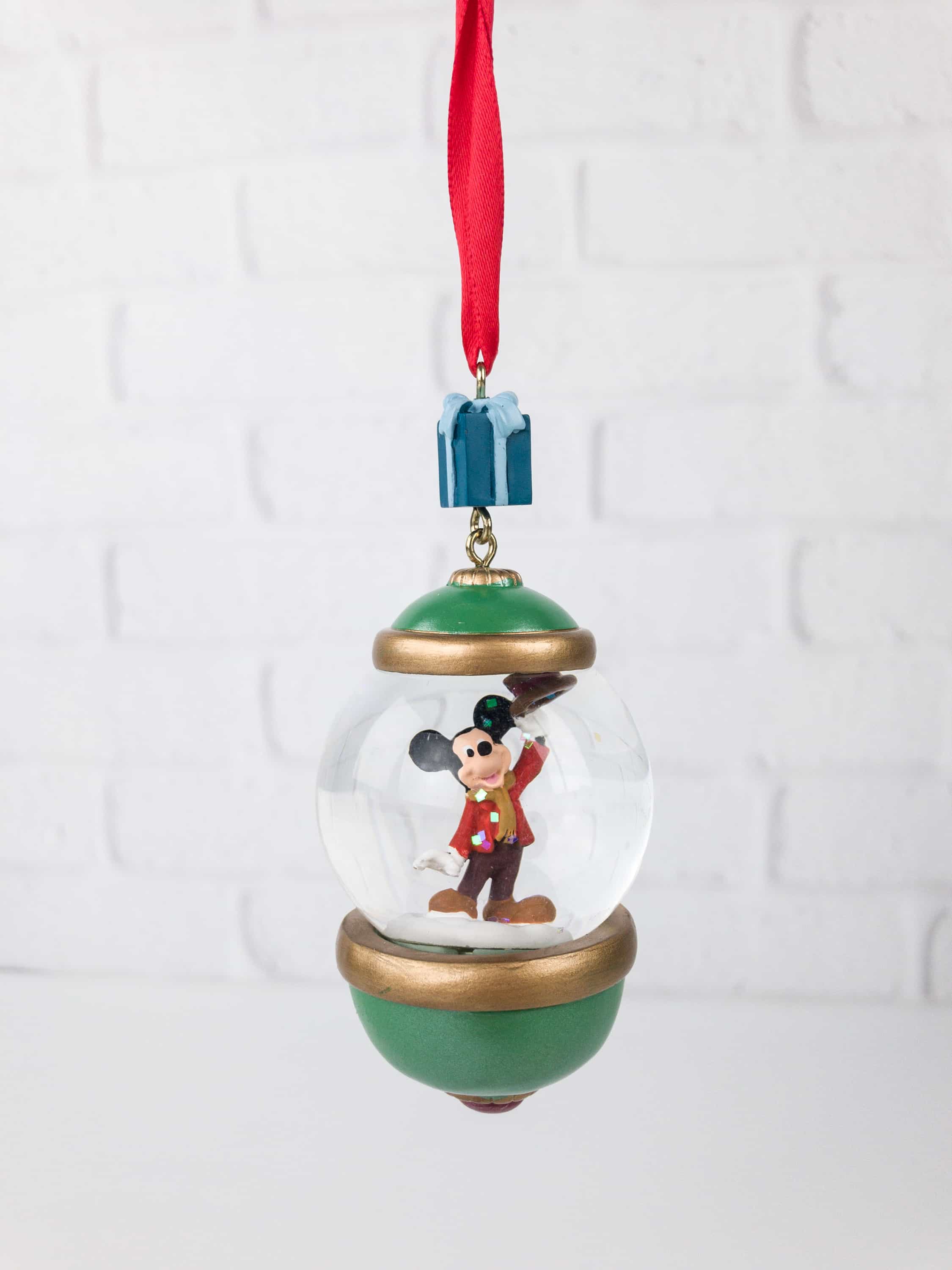 Disney Sketchbook Ornament Collectors