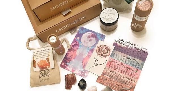MoonBox 2017 Black Friday Coupon: Get 15% off your first box!