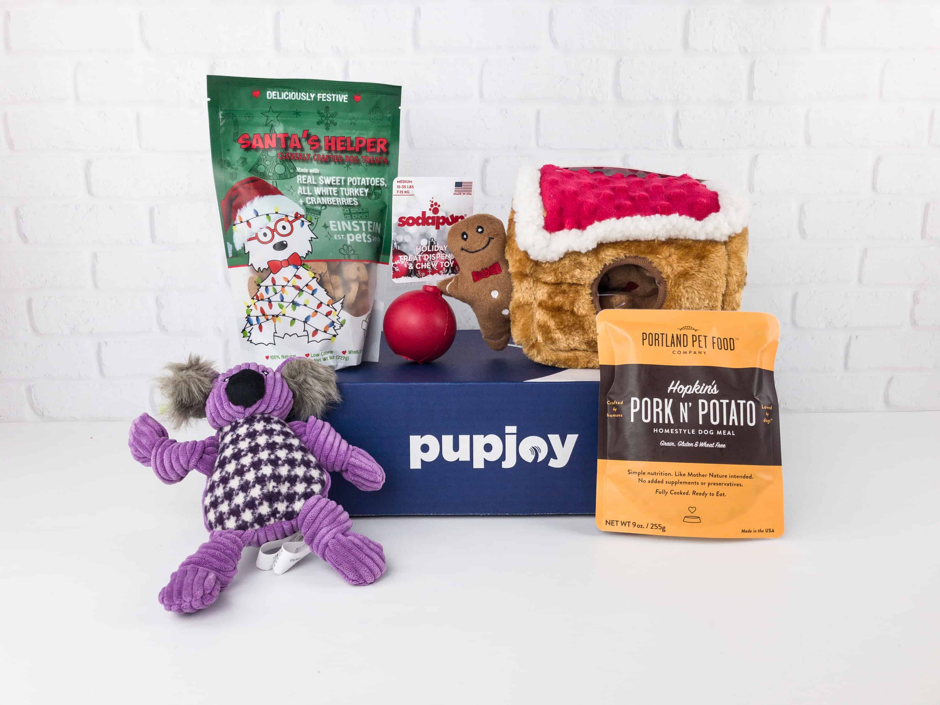 GOODY BOX Holiday Dog Toys & Treats, Small 