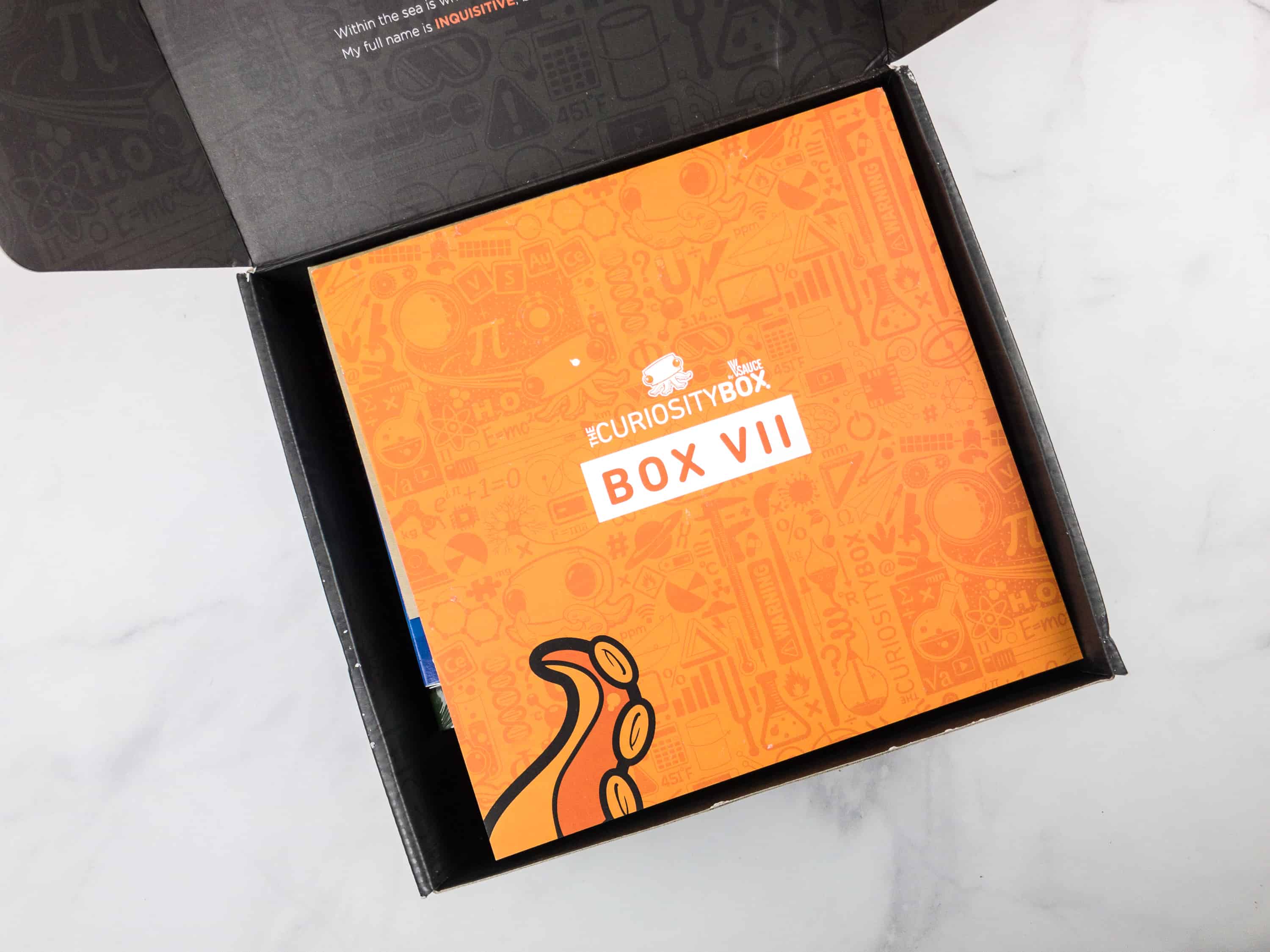 The Curiosity Box by VSauce Subscription Box Review - Winter 2018 ...