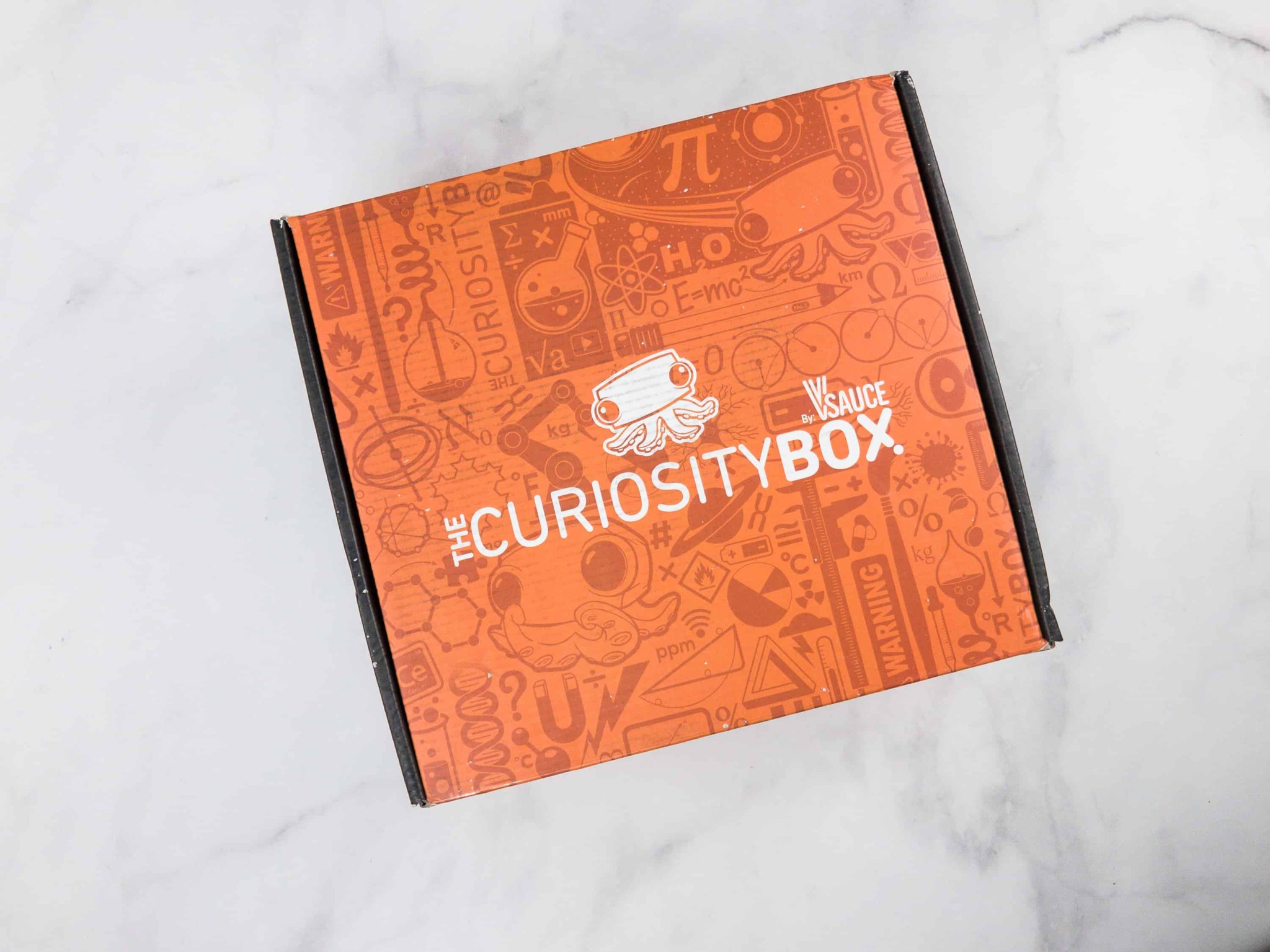 The Curiosity Box by VSauce Subscription Box Review - Winter 2018 ...