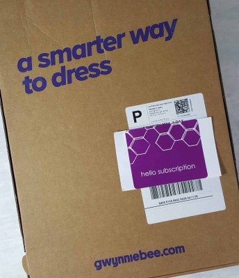 Gwynnie Bee Subscription Box Review – April 2018
