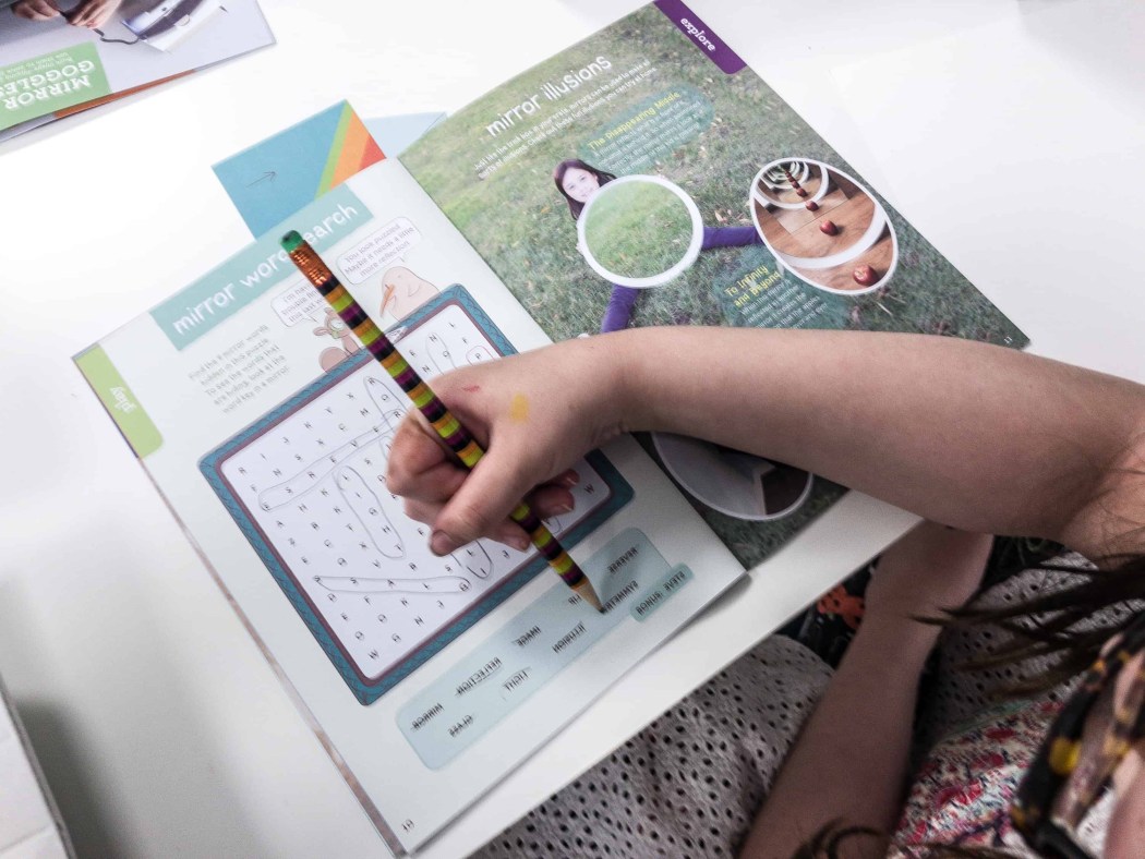 Kiwi Crate Review & Coupon Mirror Illusions Hello Subscription