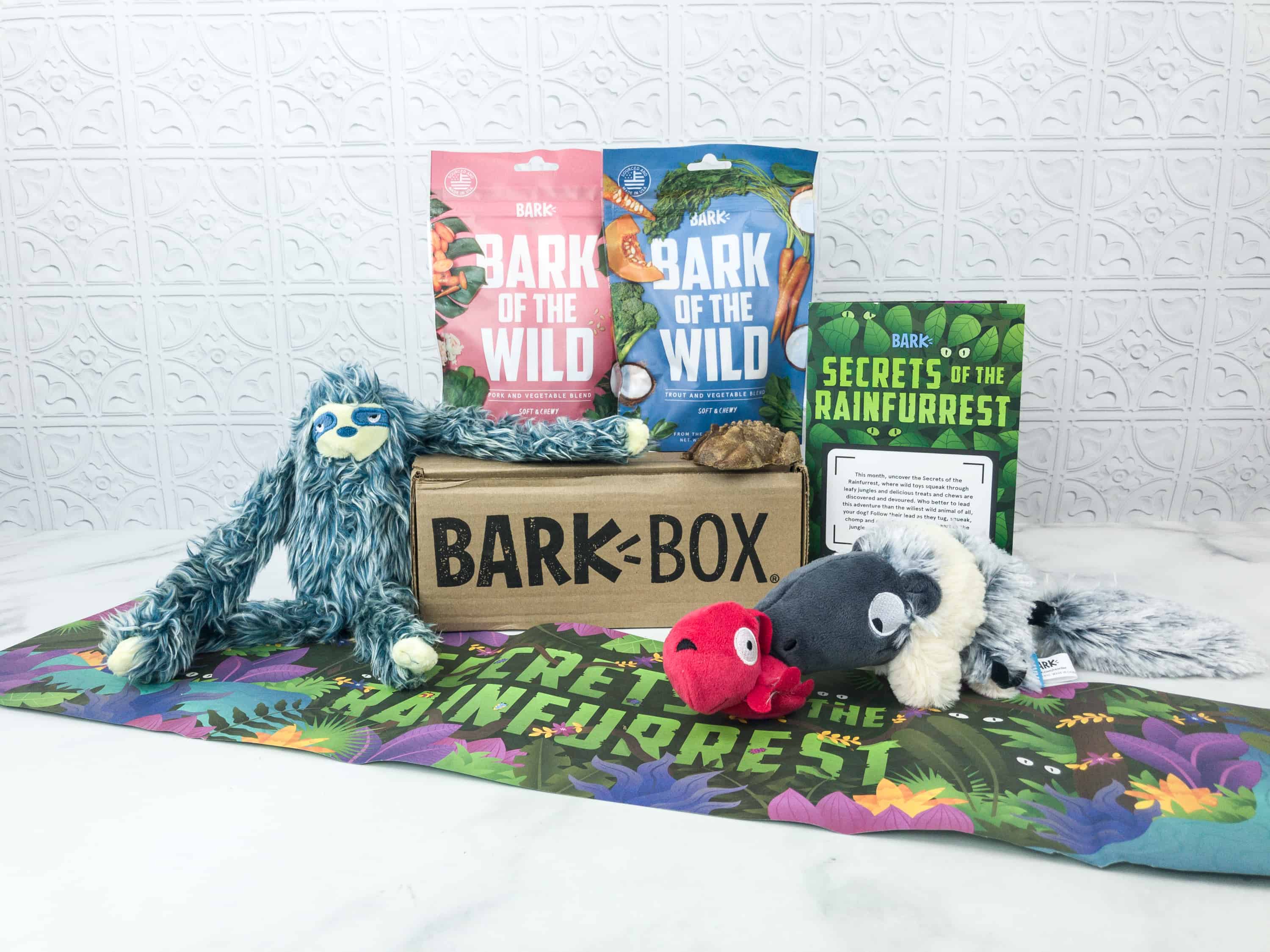 Barkbox August 2018 Subscription Box Review + Coupon hello subscription