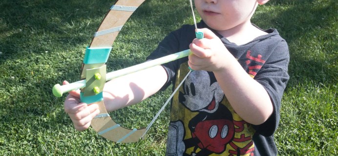 Kiwi Crate August 2018 Review & 40% Off Coupon – MOVING WITH MUSCLES